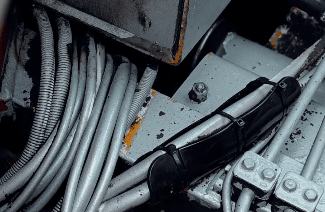 Chafing Wires on your concrete pump